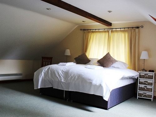 The Pear Tree 3* Hook Norton